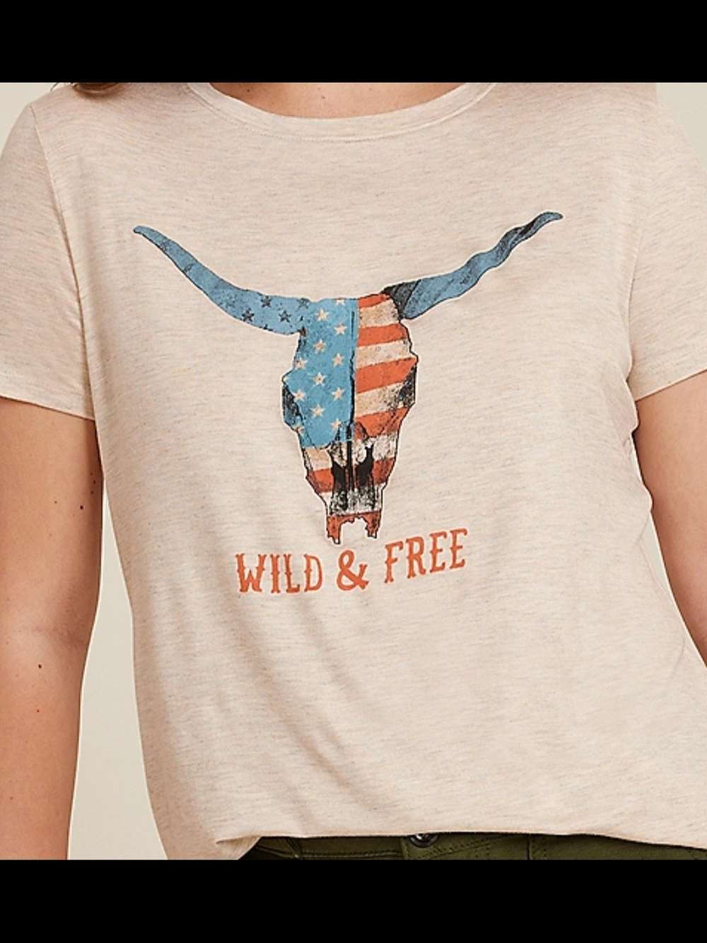 Wild & Free Flag Bull Skull Graphic Tee - Cream Size Large New With Tags